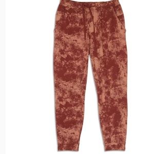 XLarge 
City sweat jogger 
Never worn 
Back zipper pocket